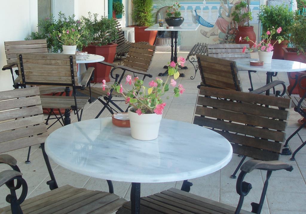 Orfeas Hotel 2*
